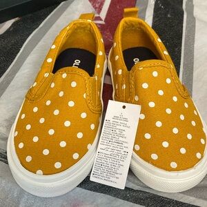 Size 5 Old Navy Shoes